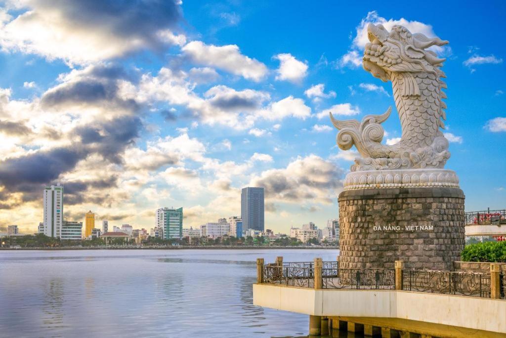 Mayfair Da Nang Hotel Zewnętrze zdjęcie